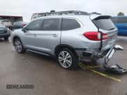 ✅ 2022 Subaru Ascent Limited • VIN: 4S4WMALD2N3452259 • Lot: 40847408. Listed on IAAI with 38,770 mi. Free auction sales archive from the USA and detailed vehicle history report at DreamBid. Image 3.