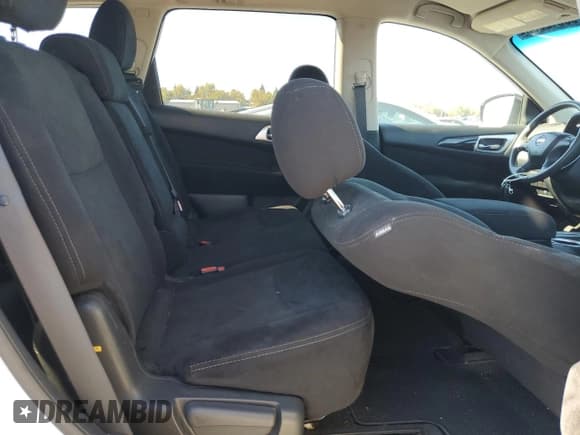 ✅ 2016 Nissan Pathfinder Platinum • VIN: 5N1AR2MN4GC602870 • Lot: 90542835. Listed on Copart with 92,785 mi. Free auction sales archive from the USA and detailed vehicle history report at DreamBid. Image 11.