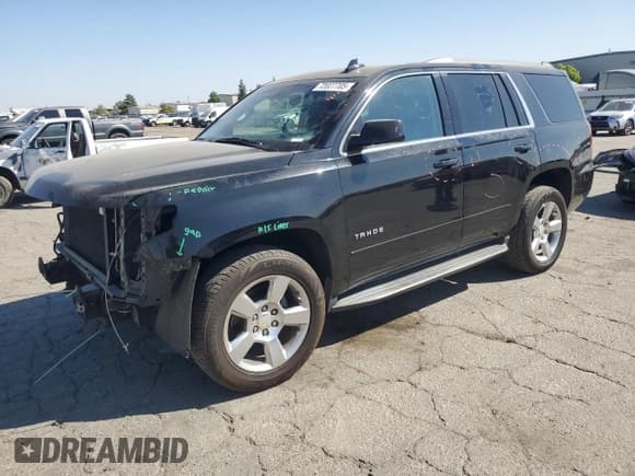 ✅ 2019 Chevrolet Tahoe LS • VIN: 1GNSCAKC6KR230757 • Lot: 72027705. Wystawiony na Copart z przebiegiem 82 004 mil. Bezpłatny archiwum sprzedaży aukcyjnych z USA i szczegółowy raport historii pojazdu na DreamBid. Zdjęcie 1.