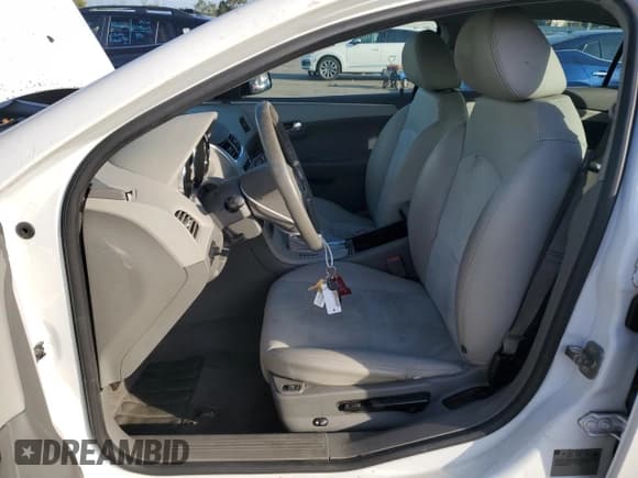 ✅ 2012 Chevrolet Malibu 2LT • VIN: 1G1ZD5E08CF201771 • Lot: 71337614. Listed on Copart with 80,919 mi. Free auction sales archive from the USA and detailed vehicle history report at DreamBid. Image 7.