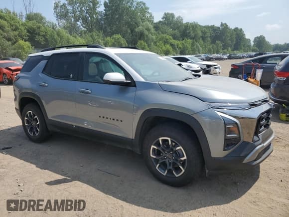 ✅ 2025 Chevrolet Equinox AWD ACTIV • VIN: 3GNAXSEG0SL184418 • Lot: 62144595. Wystawiony na Copart z przebiegiem 7 723 mil. Bezpłatny archiwum sprzedaży aukcyjnych z USA i szczegółowy raport historii pojazdu na DreamBid. Zdjęcie 4.