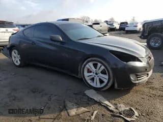 ✅ 2012 Hyundai Genesis Coupe Premium • VIN: KMHHT6KD7CU065675 • Lot: 46532135. Wystawiony na Copart z przebiegiem Nie podano. Bezpłatny archiwum sprzedaży aukcyjnych z USA i szczegółowy raport historii pojazdu na DreamBid. Zdjęcie 4.