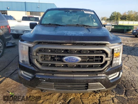 ✅ 2023 Ford F-150 XL • VIN: 1FTFW1E59PKE21555 • Lot: 80941345. Wystawiony na Copart z przebiegiem 71 128 mil. Bezpłatny archiwum sprzedaży aukcyjnych z USA i szczegółowy raport historii pojazdu na DreamBid. Zdjęcie 5.