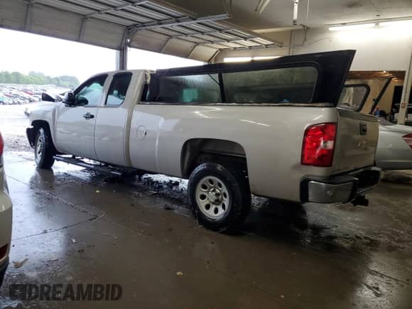 2008 Chevrolet Silverado 1500 Work Truck с VIN 1GCEC19J58E150330, выставлен на аукционе Copart как лот 67073285 с пробегом 274 751 миль миль и Списание • Salvage title. История ставок и продаж доступна на DreamBid. Изображение 2.
