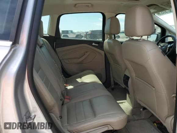 ✅ 2016 Ford C-Max SEL • VIN: 1FADP5BU1GL100438 • Lot: 50769525. Wystawiony na Copart z przebiegiem 124 396 mil. Bezpłatny archiwum sprzedaży aukcyjnych z USA i szczegółowy raport historii pojazdu na DreamBid. Zdjęcie 11.