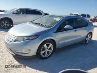 ✅ 2014 Chevrolet Volt • VIN: 1G1RA6E42EU131488 • Lot: 83413064. Wystawiony na Copart z przebiegiem 167 205 mil. Bezpłatny archiwum sprzedaży aukcyjnych z USA i szczegółowy raport historii pojazdu na DreamBid. Zdjęcie 1.