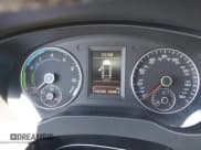 ✅ 2013 Volkswagen Jetta Hybrid SE • VIN: 3VW637AJ2DM214389 • Lot: 42682474. Listed on IAAI with 136,544 mi. Free auction sales archive from the USA and detailed vehicle history report at DreamBid. Image 7.