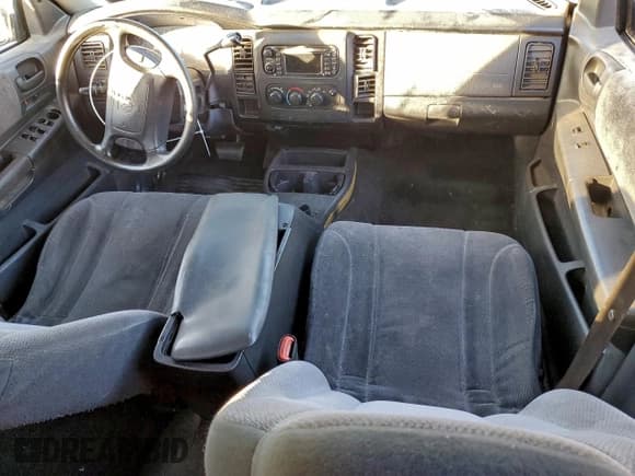 ✅ 2004 Dodge Dakota SLT • VIN: 1D7HL48N14S717640 • Lot: 95176535. Listed on Copart with 131,161 mi. Free auction sales archive from the USA and detailed vehicle history report at DreamBid. Image 8.