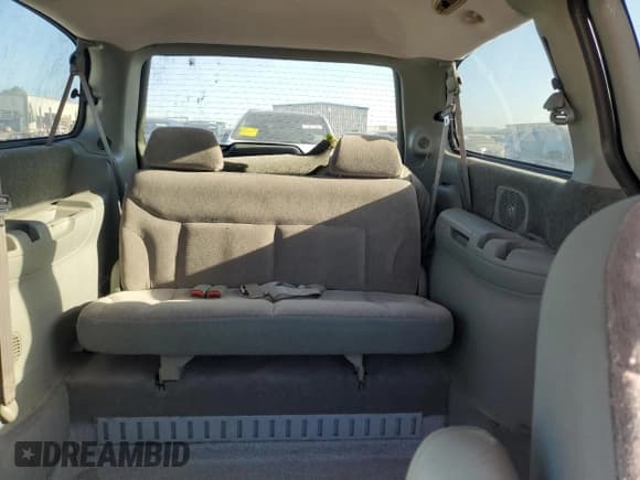 ✅ 2000 Dodge Caravan LE • VIN: 1B4GP54L7YB571056 • Lot: 71631365. Listed on Copart with 136,970 mi. Free auction sales archive from the USA and detailed vehicle history report at DreamBid. Image 10.