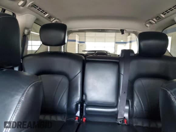 ✅ 2017 Infiniti QX80 Signature Edition • VIN: JN8AZ2NC3H9431324 • Lot: 66756125. Listed on Copart with 134,275 mi. Free auction sales archive from the USA and detailed vehicle history report at DreamBid. Image 10.