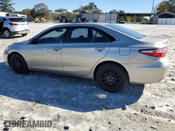 ✅ 2016 Toyota Camry LE • VIN: 4T4BF1FK1GR550351 • Lot: 91405665. Listed on Copart with 113,123 mi. Free auction sales archive from the USA and detailed vehicle history report at DreamBid. Image 2.