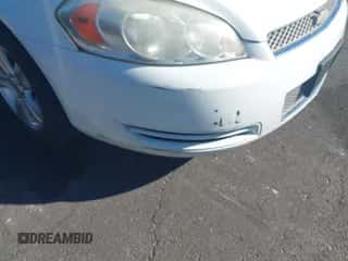 2013 Chevrolet Impala LS z VIN 2G1WA5E3XD1111245, wystawiony jako IAAI lot #43542203 z przebiegiem Nie podano mil oraz . Historia ofert i sprzedaży dostępna na DreamBid. Obrazek 6.