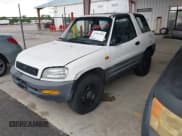 ✅ 1997 Toyota RAV4 • VIN: JT3XP10V6V0005954 • Lot: 42201384. Wystawiony na IAAI z przebiegiem 212 530 mil. Bezpłatny archiwum sprzedaży aukcyjnych z USA i szczegółowy raport historii pojazdu na DreamBid. Zdjęcie 2.
