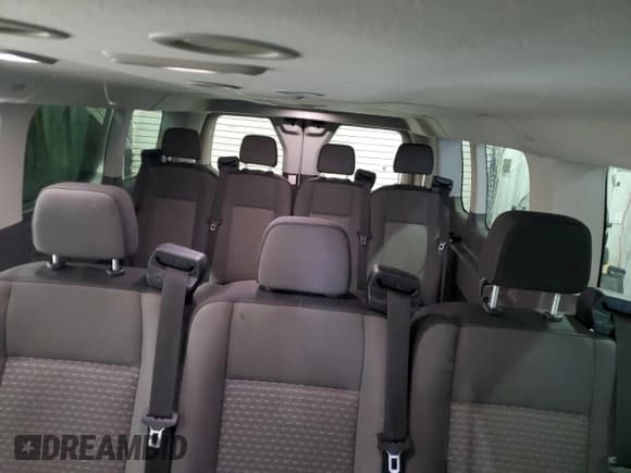 ✅ 2023 Ford Transit Passenger XL • VIN: 1FBAX2YG8PKA93527 • Лот: 45667225. Опубликован ранее на Copart с пробегом 31 111 миль. Бесплатный доступ к архиву аукционных продаж из США и подробный отчёт об истории автомобиля на DreamBid. Изображение 10.