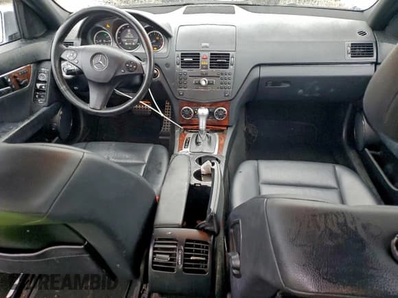 ✅ 2010 Mercedes-Benz C 300 Sport • VIN: WDDGF8BB0AR119227 • Lot: 95839415. Listed on Copart with 154,477 mi. Free auction sales archive from the USA and detailed vehicle history report at DreamBid. Image 8.