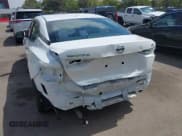 ✅ 2020 Nissan Sentra SV • VIN: 3N1AB8CV3LY285567 • Lot: 43253873. Listed on IAAI with 32,168 mi. Free auction sales archive from the USA and detailed vehicle history report at DreamBid. Image 6.