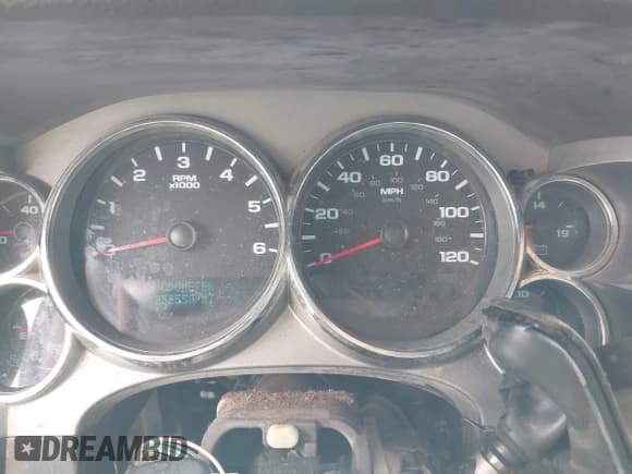 ✅ 2007 Chevrolet Silverado 1500 1LT • VIN: 2GCEC13J271510467 • Lot: 42184998. Wystawiony na IAAI z przebiegiem 258 558 mil. Bezpłatny archiwum sprzedaży aukcyjnych z USA i szczegółowy raport historii pojazdu na DreamBid. Zdjęcie 7.