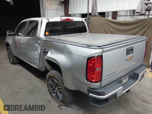 ✅ 2020 Chevrolet Colorado 2WD Work Truck • VIN: 1GCGSBEN7L1208383 • Лот: 43463033. Опубликован ранее на IAAI с пробегом 59 541 миль. Бесплатный доступ к архиву аукционных продаж из США и подробный отчёт об истории автомобиля на DreamBid. Изображение 3.