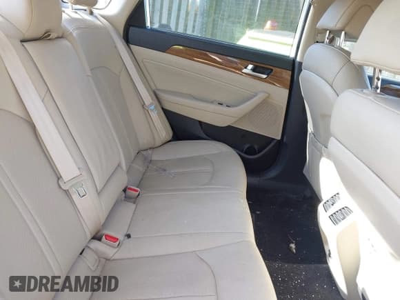 ✅ 2015 Hyundai Sonata Sport • VIN: 5NPE34AF4FH236623 • Лот: 43519370. Опубликован ранее на IAAI с пробегом Не указан. Бесплатный доступ к архиву аукционных продаж из США и подробный отчёт об истории автомобиля на DreamBid. Изображение 8.