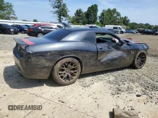 ✅ 2018 Dodge Challenger R/T Scat Pack • VIN: 2C3CDZFJ7JH326286 • Lot: 65098623. Wystawiony na Copart z przebiegiem 53 805 mil. Bezpłatny archiwum sprzedaży aukcyjnych z USA i szczegółowy raport historii pojazdu na DreamBid. Zdjęcie 3.