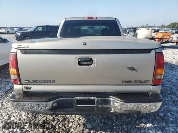 ✅ 2002 Chevrolet Silverado 1500 LS • VIN: 2GCEC19VX21112460 • Лот: 72047424. Опубликован ранее на Copart с пробегом 100 494 миль. Бесплатный доступ к архиву аукционных продаж из США и подробный отчёт об истории автомобиля на DreamBid. Изображение 6.