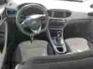 2017 Hyundai Ioniq Blue с VIN KMHC65LC7HU031275, выставлен на аукционе Copart как лот 73009004 с пробегом 121 222 миль миль и Списание • Salvage title. История ставок и продаж доступна на DreamBid. Изображение 8.