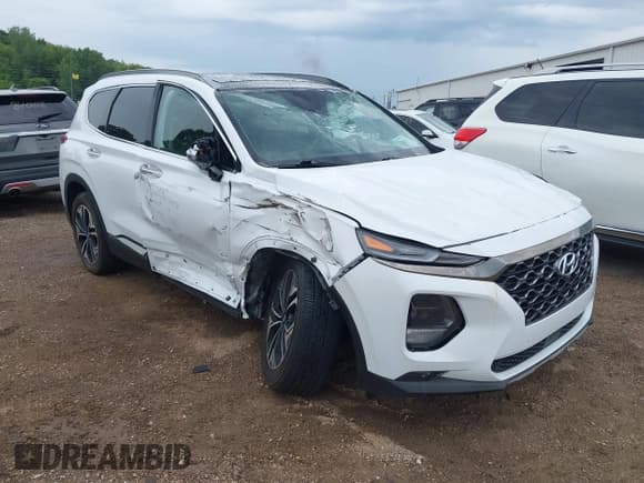 ✅ 2020 Hyundai Santa Fe Limited • VIN: 5NMS5CAA7LH182626 • Лот: 42678485. Опубликован ранее на IAAI с пробегом 71 573 миль. Бесплатный доступ к архиву аукционных продаж из США и подробный отчёт об истории автомобиля на DreamBid. Изображение 1.