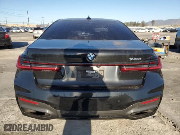 ✅ 2020 BMW 7 Series 740i • VIN: WBA7T2C00LGL17895 • Lot: 70637582. Listed on Copart with 30,301 mi. Free auction sales archive from the USA and detailed vehicle history report at DreamBid. Image 6.