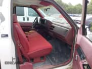 ✅ 1994 GMC Sierra 1500 • VIN: 1GTEC14ZXRZ521487 • Lot: 42499392. Wystawiony na IAAI z przebiegiem 249 618 mil. Bezpłatny archiwum sprzedaży aukcyjnych z USA i szczegółowy raport historii pojazdu na DreamBid. Zdjęcie 5.