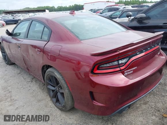 ✅ 2021 Dodge Charger GT • VIN: 2C3CDXHG8MH511358 • Lot: 42458420. Wystawiony na IAAI z przebiegiem 10 634 mil. Bezpłatny archiwum sprzedaży aukcyjnych z USA i szczegółowy raport historii pojazdu na DreamBid. Zdjęcie 3.