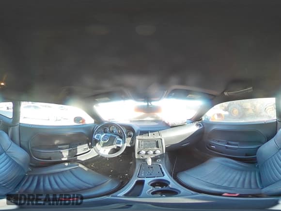 ✅ 2012 Dodge Challenger SXT Plus • VIN: 2C3CDYAG8CH141480 • Lot: 46976744. Wystawiony na Copart z przebiegiem Nie podano. Bezpłatny archiwum sprzedaży aukcyjnych z USA i szczegółowy raport historii pojazdu na DreamBid. Zdjęcie 13.