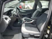 ✅ 2021 Chevrolet Bolt EV LT • VIN: 1G1FY6S00M4109083 • Lot: 57588345. Wystawiony na Copart z przebiegiem 21 679 mil. Bezpłatny archiwum sprzedaży aukcyjnych z USA i szczegółowy raport historii pojazdu na DreamBid. Zdjęcie 7.