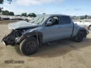 ✅ 2025 Nissan Frontier Pro-4X • VIN: 1N6ED1FK5SN601786 • Lot: 58595395. Listed on Copart with 6,314 mi. Free auction sales archive from the USA and detailed vehicle history report at DreamBid. Image 1.