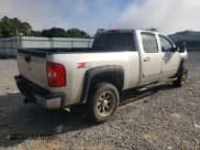 ✅ 2008 Chevrolet Silverado 2500HD LTZ • VIN: 1GCHK236X8F224961 • Lot: 85356695. Wystawiony na Copart z przebiegiem 273 082 mil. Bezpłatny archiwum sprzedaży aukcyjnych z USA i szczegółowy raport historii pojazdu na DreamBid. Zdjęcie 3.