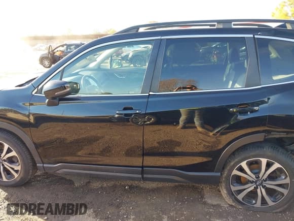 ✅ 2020 Subaru Forester Limited • VIN: JF2SKASC6LH500459 • Lot: 43591725. Listed on IAAI with 139,847 mi. Free auction sales archive from the USA and detailed vehicle history report at DreamBid. Image 14.