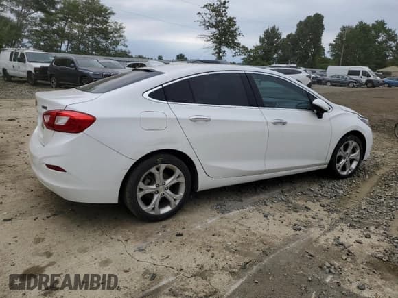 ✅ 2017 Chevrolet Cruze Premier • VIN: 1G1BF5SM0H7190284 • Лот: 64215143. Опубликован ранее на Copart с пробегом 102 780 миль. Бесплатный доступ к архиву аукционных продаж из США и подробный отчёт об истории автомобиля на DreamBid. Изображение 3.