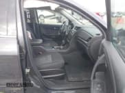 ✅ 2015 Chevrolet Traverse LT • VIN: 1GNKRGKDXFJ376156 • Lot: 41108024. Wystawiony na IAAI z przebiegiem 100 601 mil. Bezpłatny archiwum sprzedaży aukcyjnych z USA i szczegółowy raport historii pojazdu na DreamBid. Zdjęcie 5.