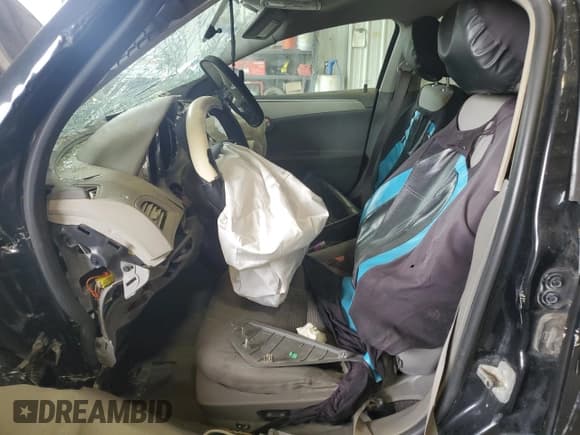 ✅ 2011 Chevrolet Malibu 1LT • VIN: 1G1ZC5E12BF202750 • Lot: 60649304. Wystawiony na Copart z przebiegiem Nie podano. Bezpłatny archiwum sprzedaży aukcyjnych z USA i szczegółowy raport historii pojazdu na DreamBid. Zdjęcie 7.