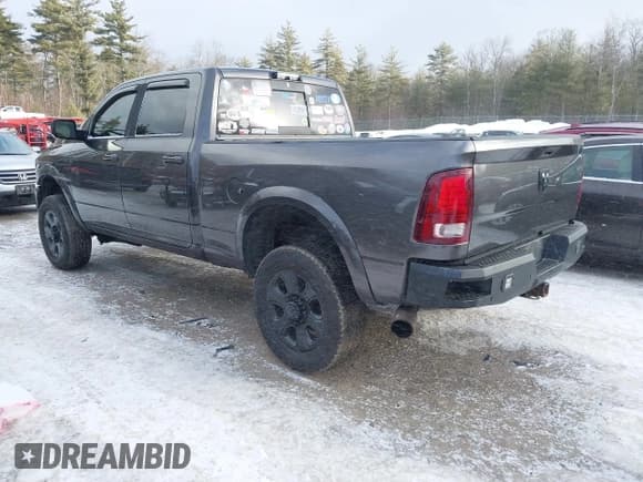 ✅ 2016 Ram 2500 Laramie • VIN: 3C6UR5FJ8GG211867 • Lot: 41292263. Wystawiony na IAAI z przebiegiem 225 012 mil. Bezpłatny archiwum sprzedaży aukcyjnych z USA i szczegółowy raport historii pojazdu na DreamBid. Zdjęcie 3.