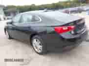 2018 Chevrolet Malibu LT с VIN 1G1ZD5ST7JF188099, выставлен на аукционе IAAI как лот 43335471 с пробегом 7 705 миль миль и . История ставок и продаж доступна на DreamBid. Изображение 3.