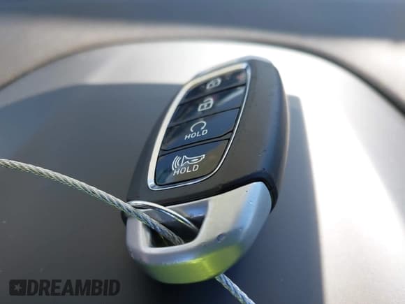 ✅ 2022 Hyundai Venue Limited • VIN: KMHRC8A38NU137933 • Lot: 42254522. Listed on IAAI with 72,596 mi. Free auction sales archive from the USA and detailed vehicle history report at DreamBid. Image 11.