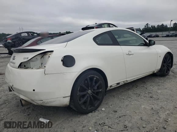 ✅ 2015 Infiniti Q60 S Limited • VIN: JN1CV6EK0FM870184 • Lot: 67463225. Wystawiony na Copart z przebiegiem 114 267 mil. Bezpłatny archiwum sprzedaży aukcyjnych z USA i szczegółowy raport historii pojazdu na DreamBid. Zdjęcie 3.