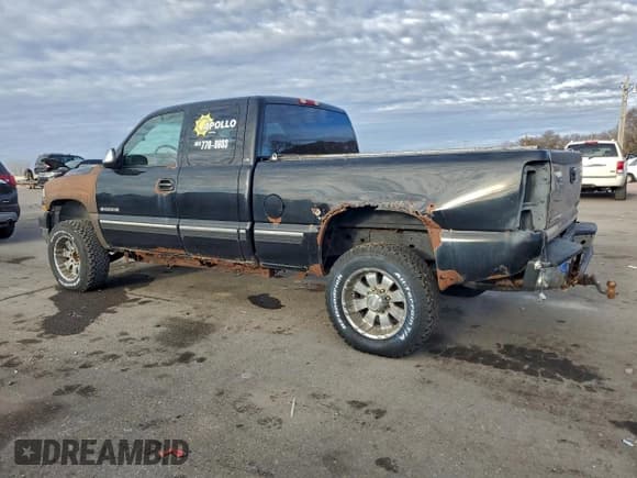 ✅ 2002 Chevrolet Silverado 2500HD LS • VIN: 1GCHK29U32Z235943 • Lot: 93919615. Wystawiony na Copart z przebiegiem 158 815 mil. Bezpłatny archiwum sprzedaży aukcyjnych z USA i szczegółowy raport historii pojazdu na DreamBid. Zdjęcie 2.