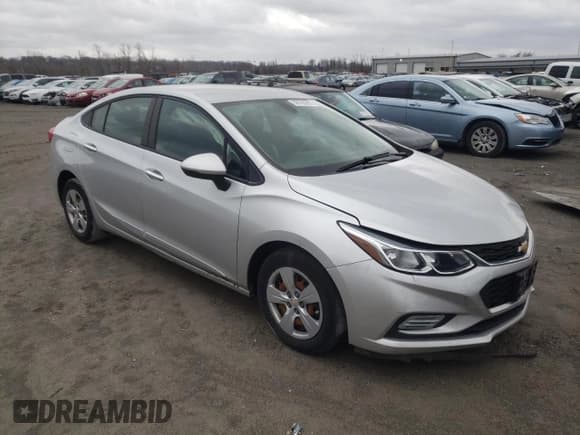 ✅ 2018 Chevrolet Cruze LS • VIN: 1G1BC5SM0J7120279 • Lot: 36186393. Listed on Copart with 61,193 mi. Free auction sales archive from the USA and detailed vehicle history report at DreamBid. Image 4.
