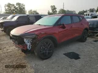 2021 Chevrolet Blazer LT z VIN 3GNKBHRS9MS546257, wystawiony jako Copart lot #67363515 z przebiegiem 38 713 mil mil oraz Czysty tytuł • Clean title. Historia ofert i sprzedaży dostępna na DreamBid. Obrazek 1.