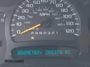 ✅ 2007 GMC Sierra 2500HD Work Truck • VIN: 1GTHK23UX7F114280 • Лот: 43714704. Опубликован ранее на IAAI с пробегом 208 370 миль. Бесплатный доступ к архиву аукционных продаж из США и подробный отчёт об истории автомобиля на DreamBid. Изображение 15.