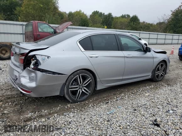 ✅ 2016 Honda Accord Sport • VIN: 1HGCR2F57GA113936 • Лот: 90002455. Опубликован ранее на Copart с пробегом 152 895 миль. Бесплатный доступ к архиву аукционных продаж из США и подробный отчёт об истории автомобиля на DreamBid. Изображение 3.