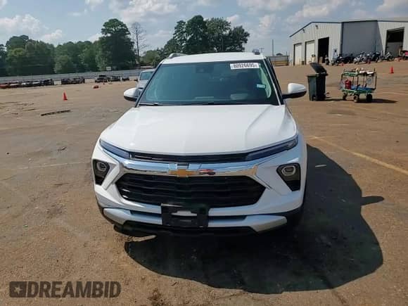 ✅ 2025 Chevrolet TrailBlazer LT • VIN: KL79MPSL1SB007653 • Лот: 80926695. Размещён на Copart с пробегом 13 906 миль миль. Получите бесплатный доступ к архиву аукционных продаж из США и посмотрите подробный отчёт об истории автомобиля на DreamBid. Изображение 14.