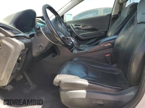 ✅ 2016 Hyundai Azera • VIN: KMHFG4JG7GA507714 • Lot: 49068555. Wystawiony na Copart z przebiegiem 131 671 mil. Bezpłatny archiwum sprzedaży aukcyjnych z USA i szczegółowy raport historii pojazdu na DreamBid. Zdjęcie 7.