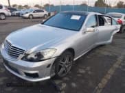 ✅ 2010 Mercedes-Benz S 63 AMG • VIN: WDDNG7HB9AA283595 • Лот: 41425737. Опубликован ранее на IAAI с пробегом 125 940 миль. Бесплатный доступ к архиву аукционных продаж из США и подробный отчёт об истории автомобиля на DreamBid. Изображение 2.